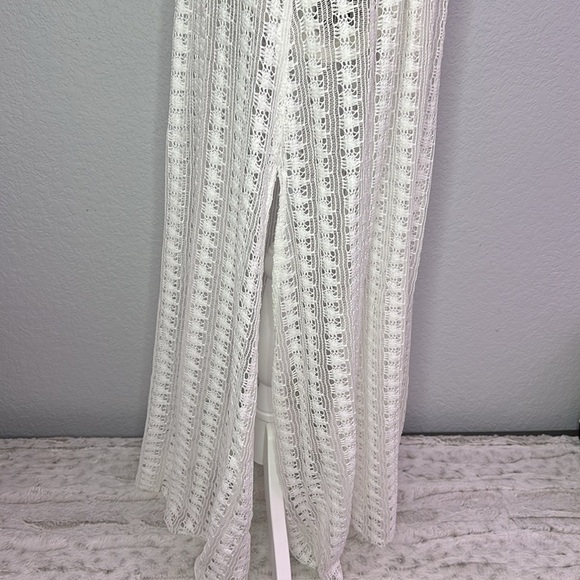 Lulu’s Destination Summer Ivory Crochet Halter Maxi Bodysuit Dress Medium - Picture 9 of 16